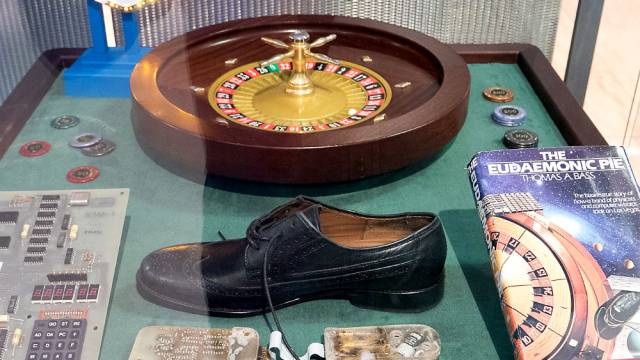 The Eudaemons, the Physicists Who Beat Roulette