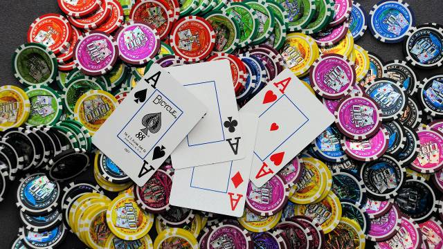 High Rollers' Privileges at Online Casinos